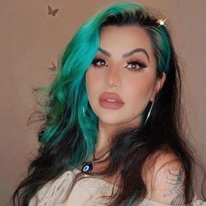 Meet your Posher, Tahmina